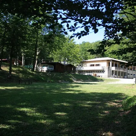 Campingplads Campeggio Di Schia Tizzano Val Parma